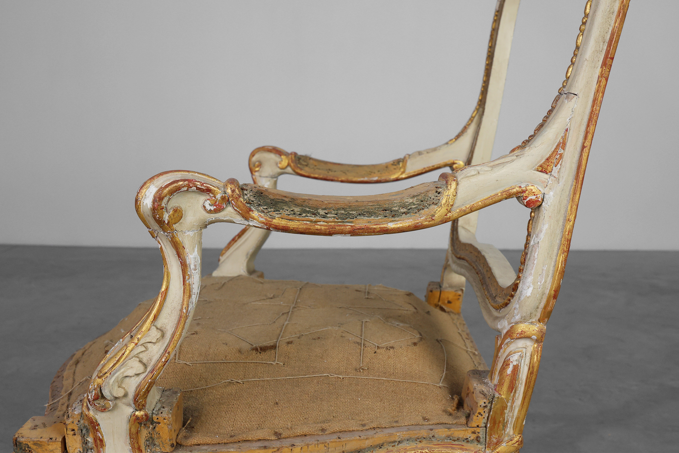 Original Early 19th Century Louis XV Suite in Carved Wood, Francethumbnail